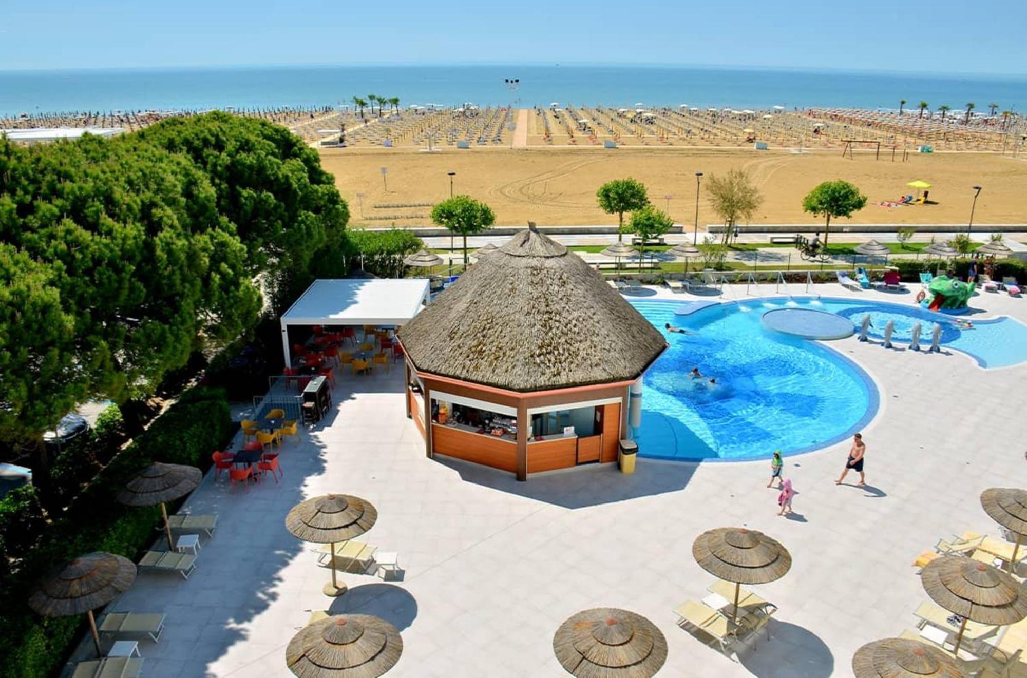 Peaceful Flat Next To The With Balcony Bibione